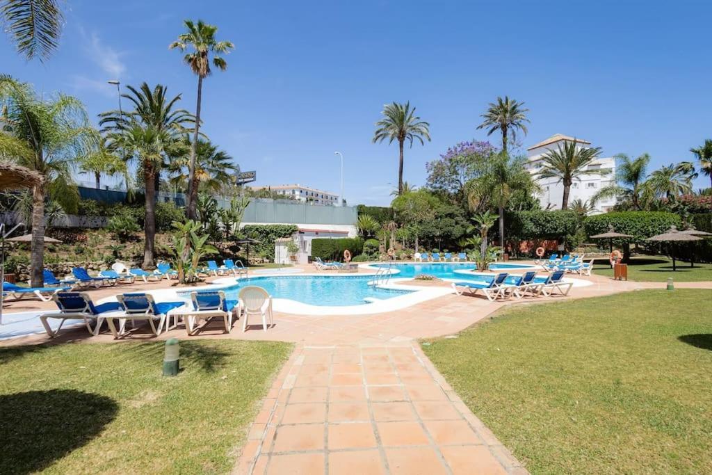 With Private Parking & Walk To Rdr404 Appartement